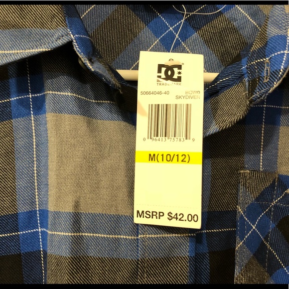 NWT Button Up Shirt DC Trademark Size M (10/12) - Picture 4 of 7